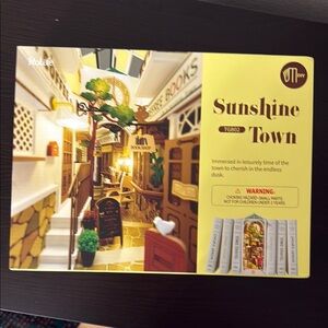 New Robotime Sunshine Town Book Nook Kit